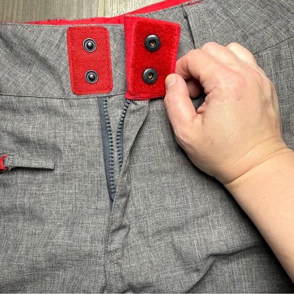 Empyre Men’s Medium Snowboard Ski Pants Red and Gray Lined 10K Waterproof - Picture 5 of 12